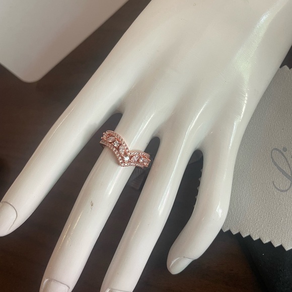 Rose Gold and Cubic Zirconia Ring - Picture 2 of 4
